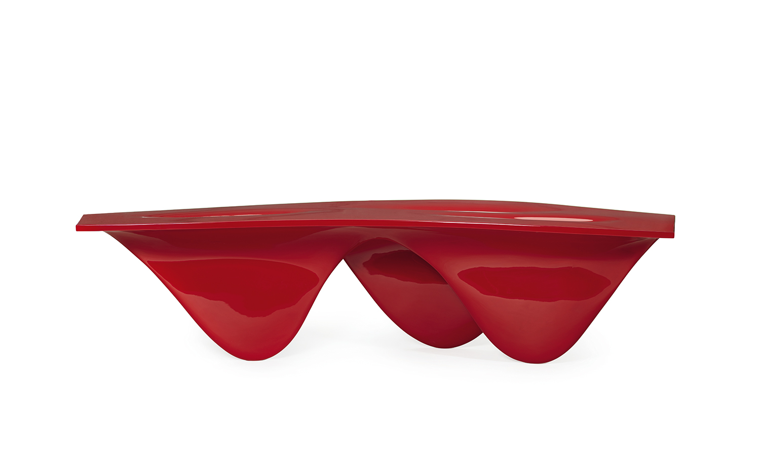 Une Table Rouge Design de Zaha Hadid Aux Enchères